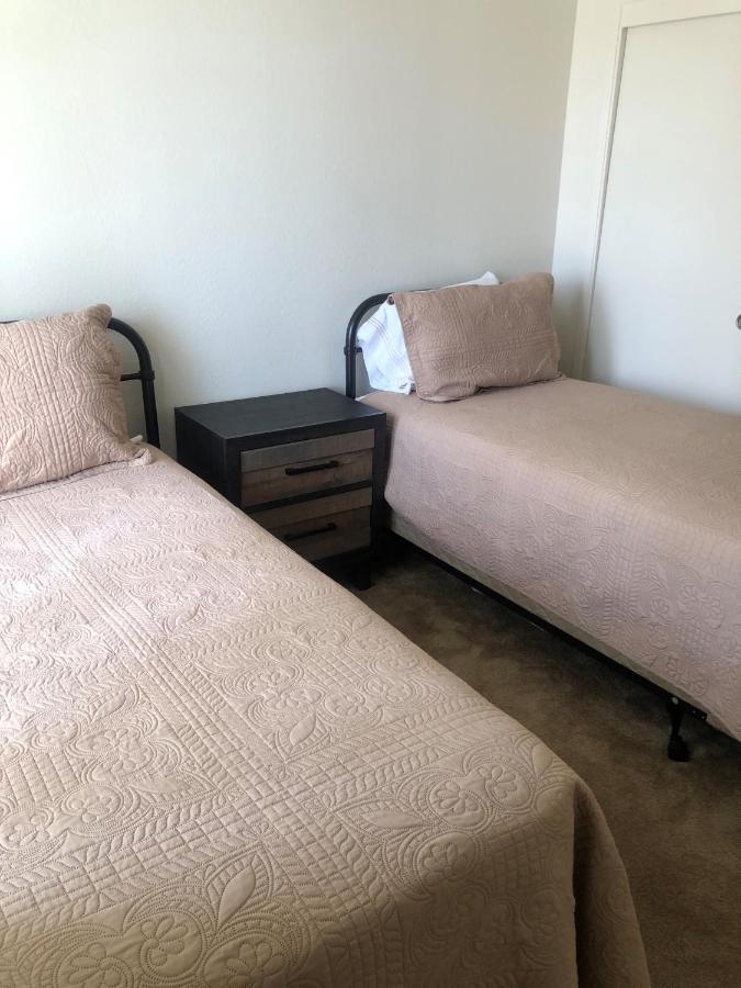 Whispering Meadows Apartments Bakersfield Ngoại thất bức ảnh