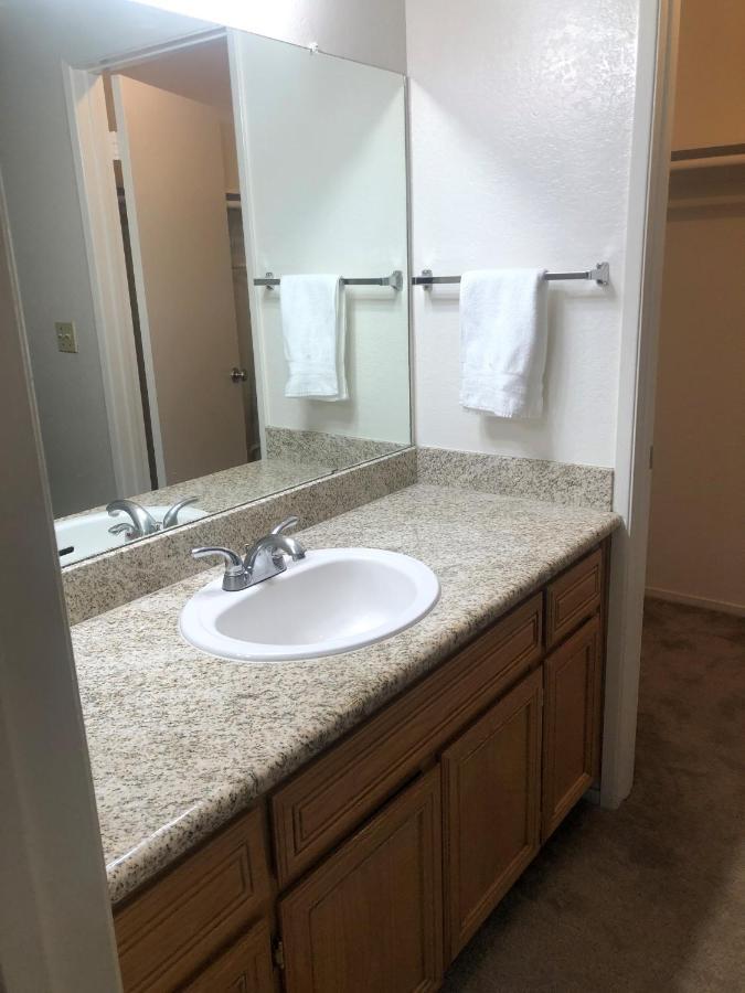 Whispering Meadows Apartments Bakersfield Ngoại thất bức ảnh